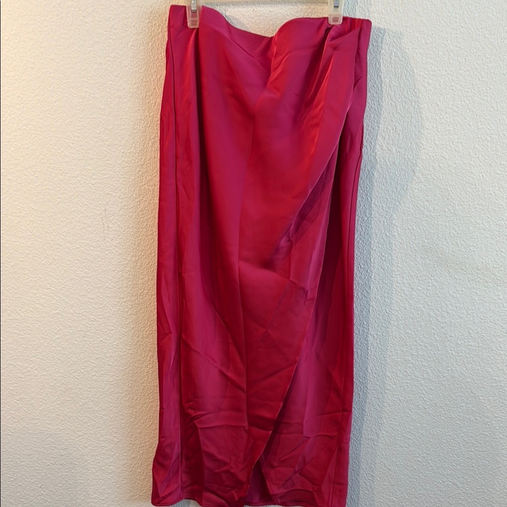 Elegant Pink Satin Skirt